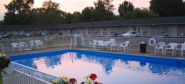 Dutch Inn, Niagara-on-the-Lake, Ontario